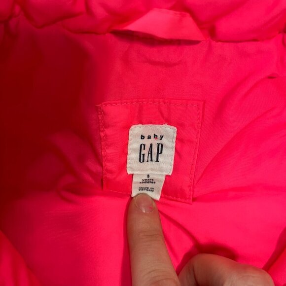 Baby GAP Hot Pink Puffer Vest | Size 3T - Picture 3 of 5